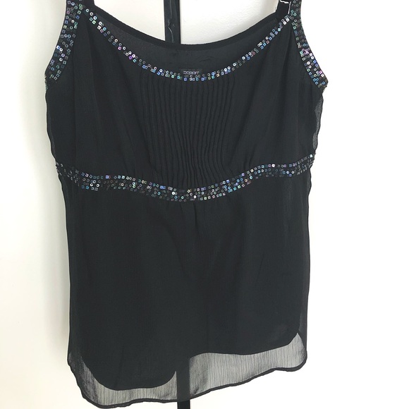 Esprit Tops - ❤️ Esprit silk elegant top with beading